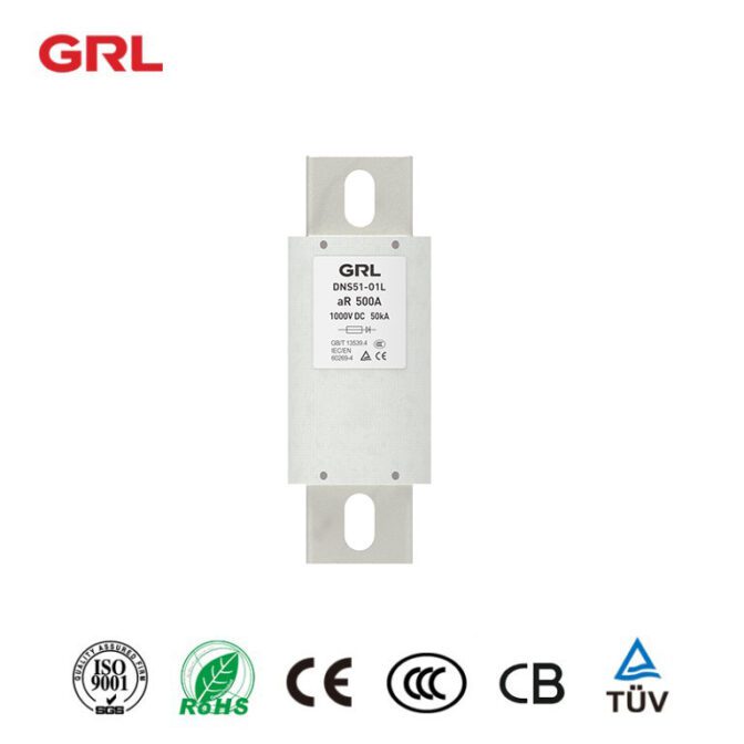 aR أشباه الموصلات DNS-M1L سلسلة DC800V 35A ~ 800A 50KA وصلات الصمامات لحماية معدات أشباه الموصلات
